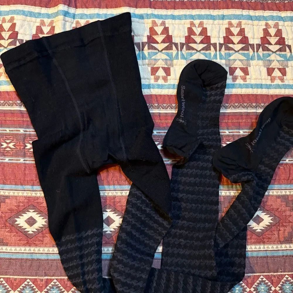 Smartwool women’s Black Patterned Tights Size medium - Picture 5 of 5